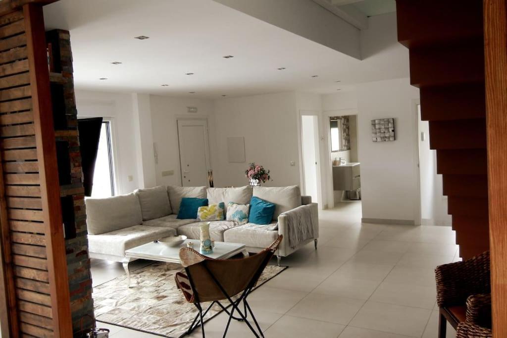 Chalet De Diseno Moderno En Sanxenxo Luaran gambar