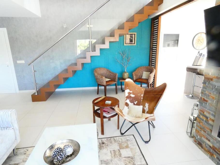 Chalet De Diseno Moderno En Sanxenxo Luaran gambar