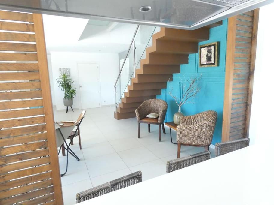 Chalet De Diseno Moderno En Sanxenxo Luaran gambar